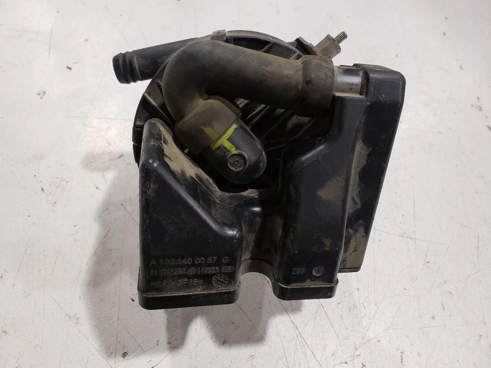 Bomba de smog de inyección de aire - Smart ForTwo 2009 - Se adapta a 08-15 OEM A0001406385 Foto 3 de 4