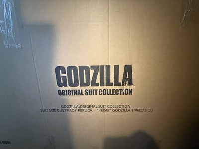 Godzilla Coolprops Heisei Godzilla Bust Prop Replica Original Suit
