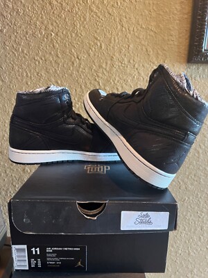 AIR JORDAN 1 RETRO HIGH BHM 2015 SIZE 8 DS 100% AUTHENTIC 579591‎ 010 AIR JORDAN 1 RETRO HIGH BHM 2015 SIZE 11.0 DS 100% AUTHENTIC  main image 3