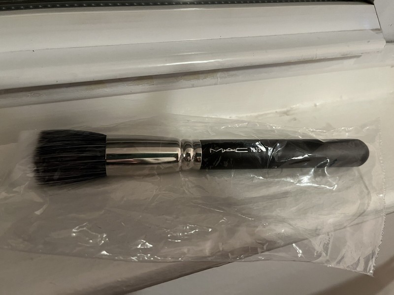 Mac Duo Fibre Powder Brush ~187S~ Full Size~brandnew~no Box