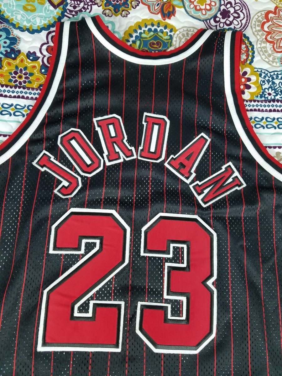 Michael Jordan Chicago Bulls Champion Authentic Jersey 48 XL
