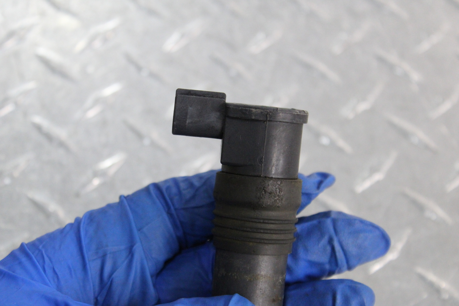 2000 KAWASAKI NINJA ZX9R ZX900F IGNITION COIL SPARK PLUG CAP eBay