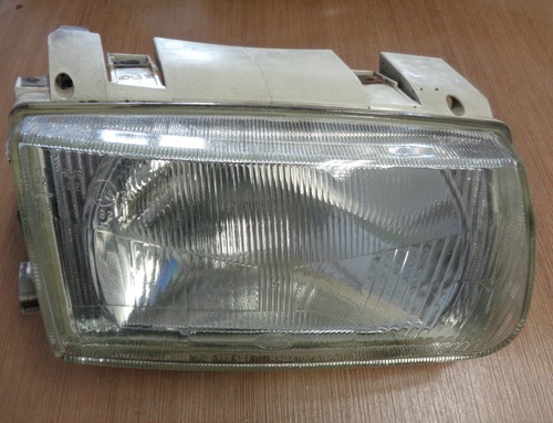 VW Polo 6N1 Scheinwerfer rechts Anschlusssteck. 7-polig 962496-00 HELLA Bj.94-99