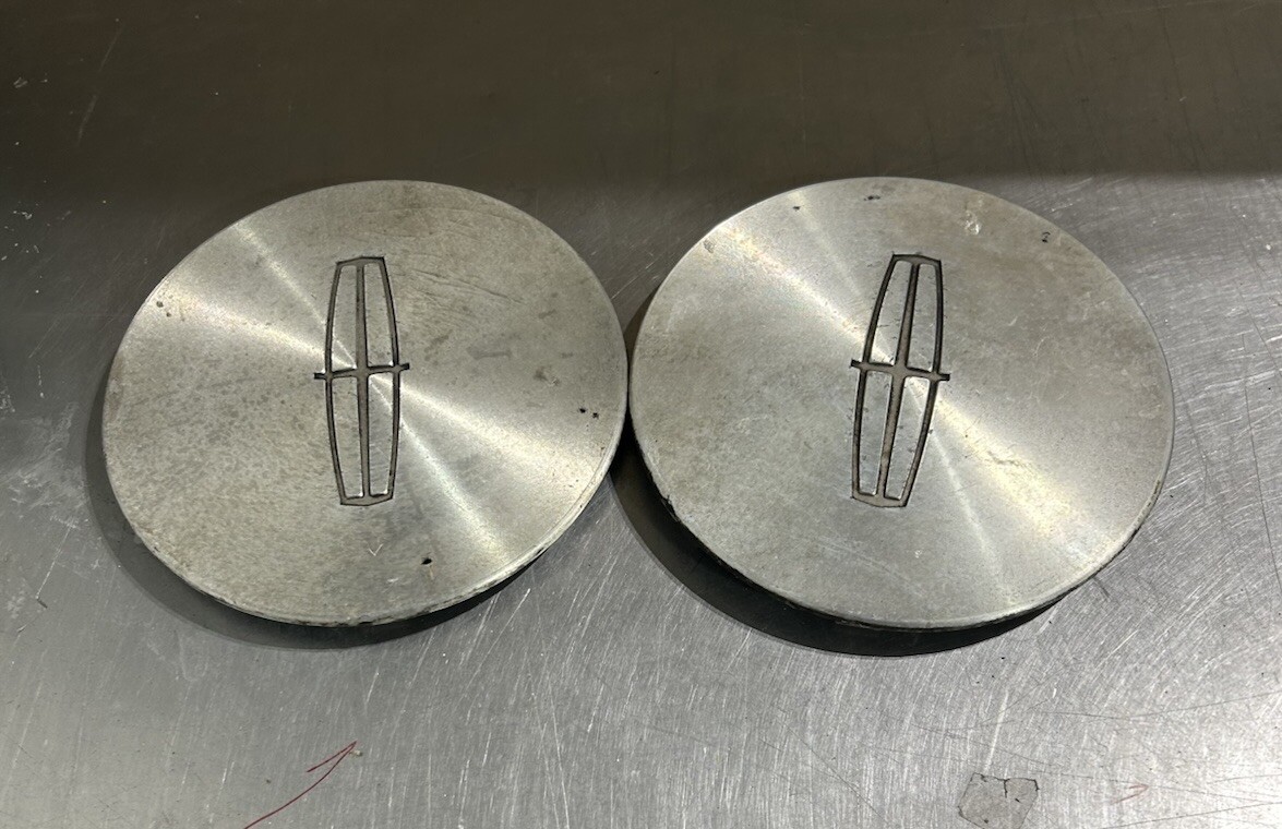 ✅1995-1998 Lincoln Town Car center cap  hub caps 2-Pack F8VC-1A096-CB #612