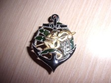 Insigne Détachement Motorisé Autonome Madagascar - DMA - Lémurien - croix - OPEX