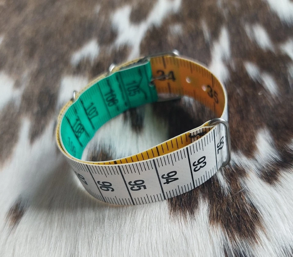 Correa de reloj de cinta métrica hecha a mano de la OTAN 18 mm Foto 2 de 4