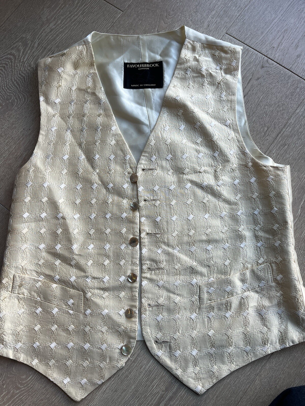 Picture 1 of 6