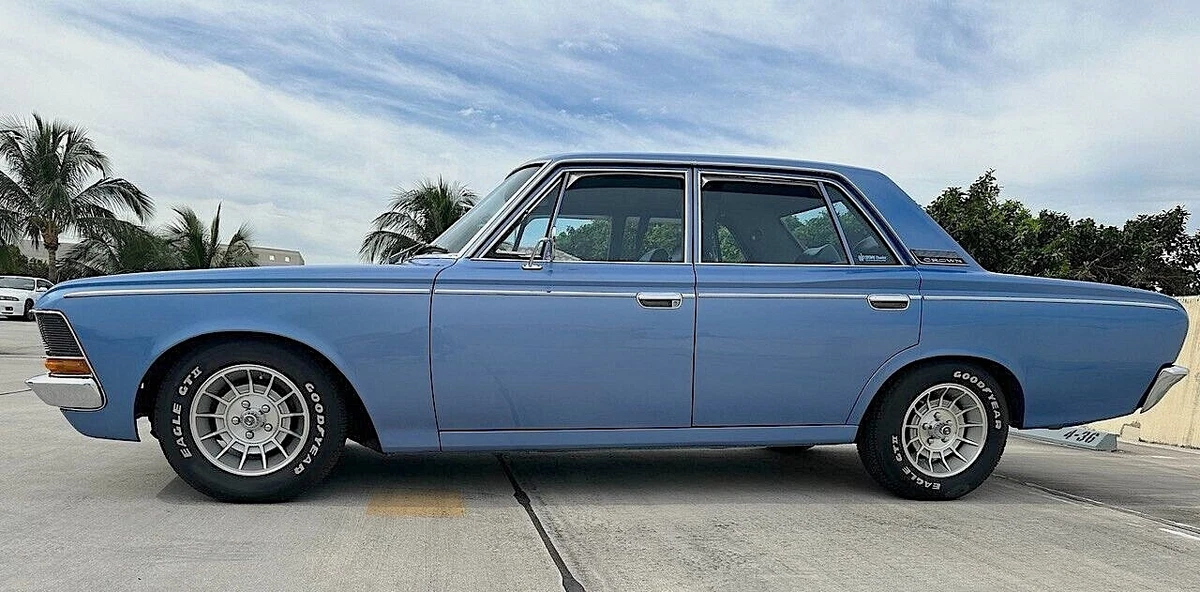 トヨタクラウンロイヤルクラシック Toyota Crown  The Long-Lost Remarkable 1969 Toyota Crown