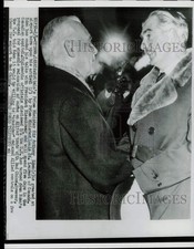 1956 Press Photo Sir Anthony Eden greets Louis St. Laurent in Ottawa, Canada