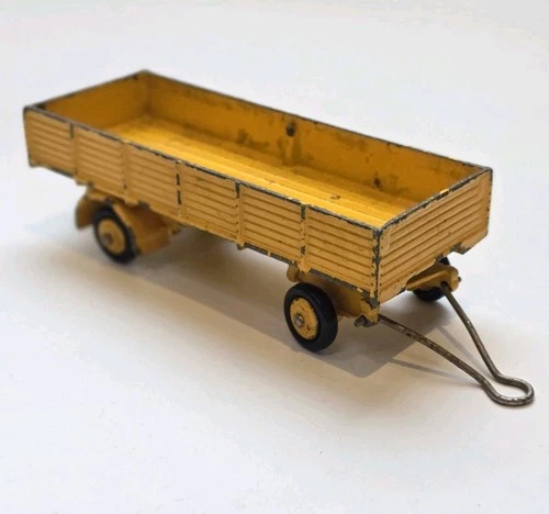 DINKY TOYS 70 TRAILER BACHEE 2 AXEL TRAILER YELLOW GOOD ORIGINAL CONDITION