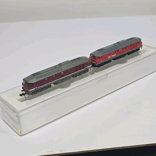 Funcionamiento TRIX N GAUGE 12525 DB BR 232 Diesel Loco Doble Cabezal Rojo DCC Listo | Zustand: Used