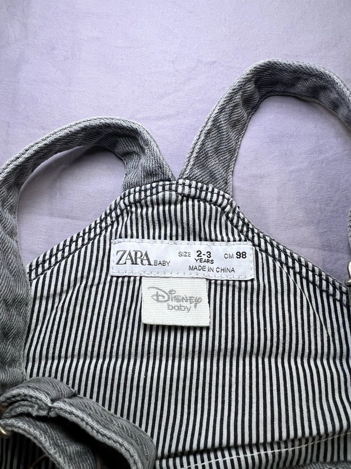 Vestido Zara Bebé Niña Mickey Mouse Gris Talla 2-3 Años Usado en Excelente Condición Disney Foto 2 de 4