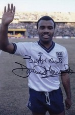 Foto moderna 6x4 firmata a mano: INGHILTERRA 1986 DANNY WALLACE (167)