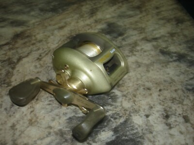 best fishing lures for early spring What is your favorite spring time lure? #bassuniversity