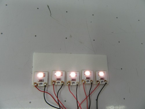 LED Blanco Cálido Edificio LED 3/8" Cuadrado Cableado con Residente Instalado (Juego de 5) - Imagen 2 de 5