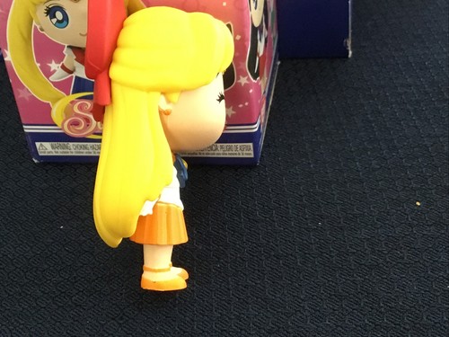 Funko Mystery Mini Sailor Moon- Venus (winking) - Picture 3 of 5