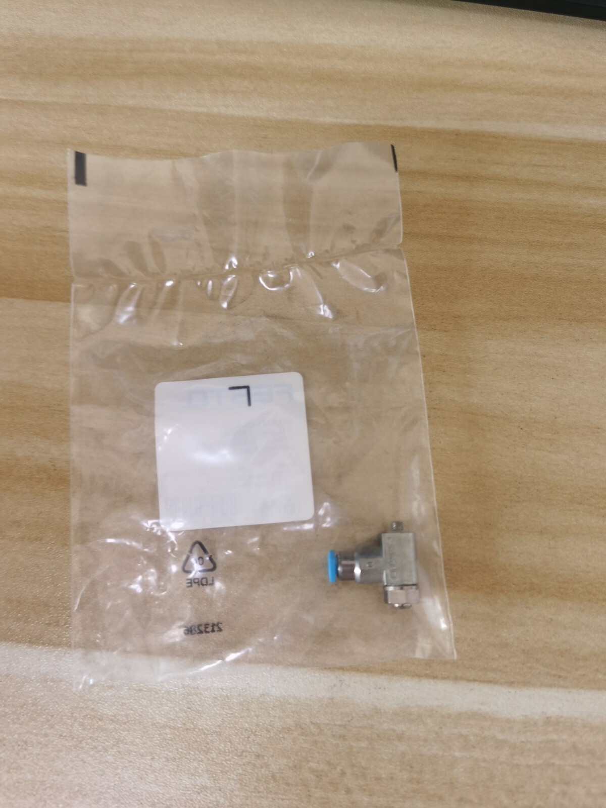 1PC New Festo GRLA-M3-QS-3 175041 Valve *TT | eBay