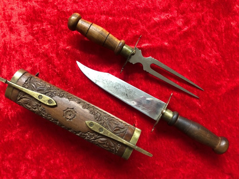 Vintage Portable Carving Set (Knife & Fork) in Carved Sheath