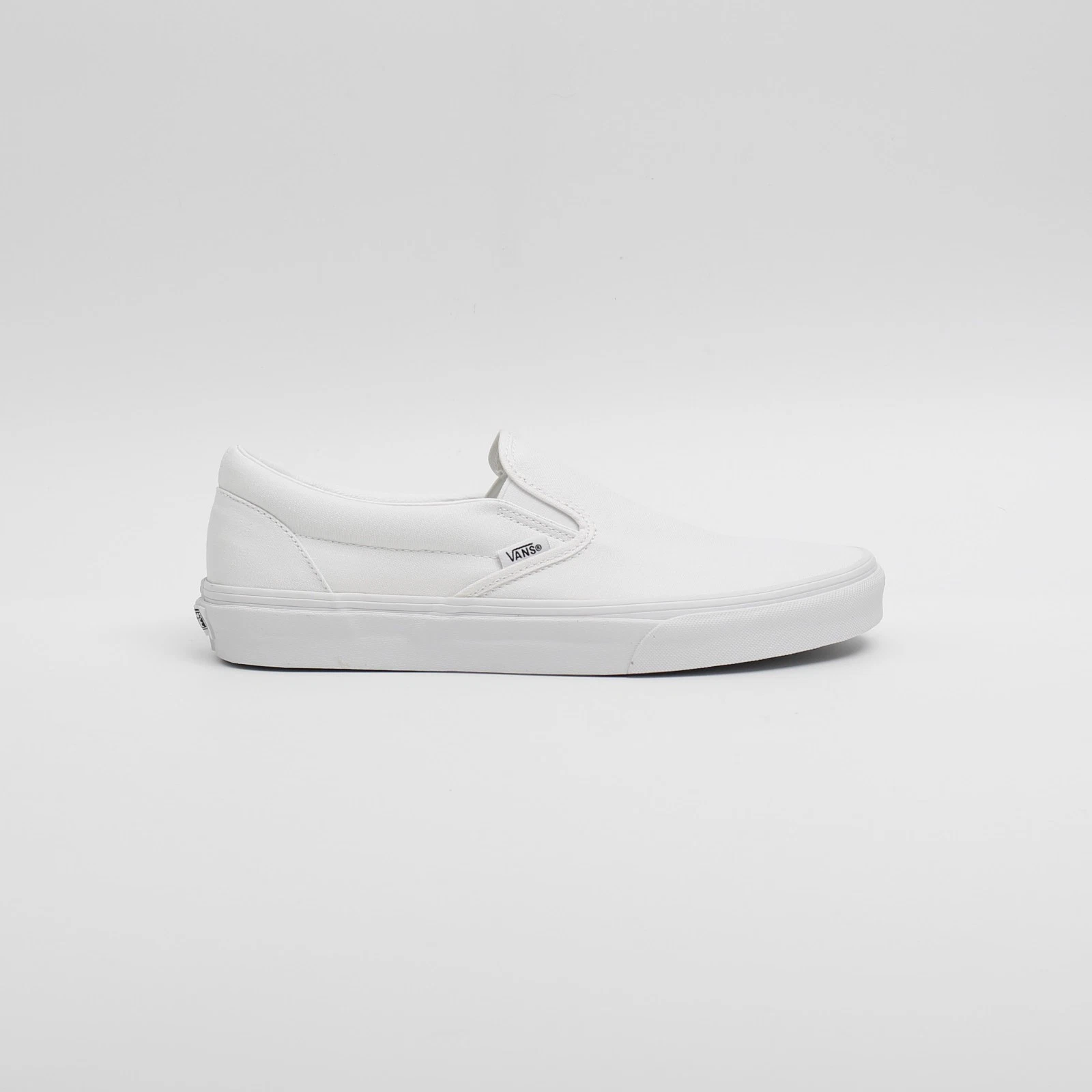 Vans Classic Slip On True White Trainers. Unisex Adults. Sizes 4 | 6 | 7.5 UK