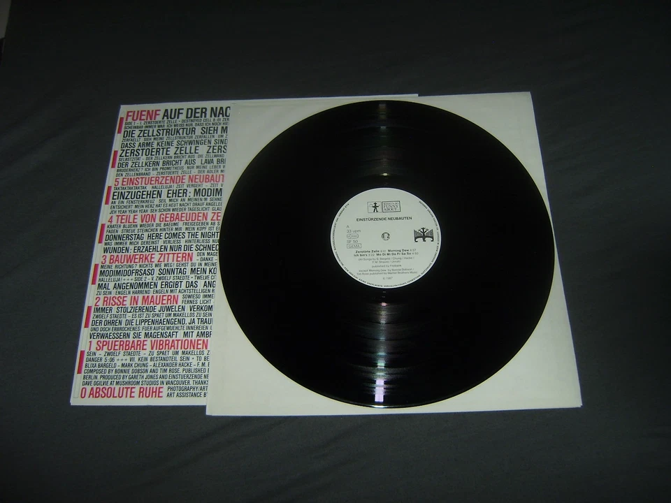 Einstürzende Neubauten    LP :   Fünf Auf Der Nach Oben Offenen Richterskala - Bild 3 von 4