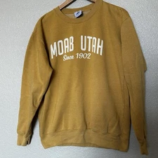 Moab Utah Gold Yellow Crewneck Prairie Mountain Medium Mustard Athletic