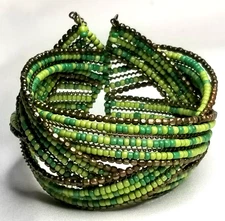Green Seed Beaded Wire Criss Cross Boho Hippie Stretch Cuff Bracelet VTG Retro