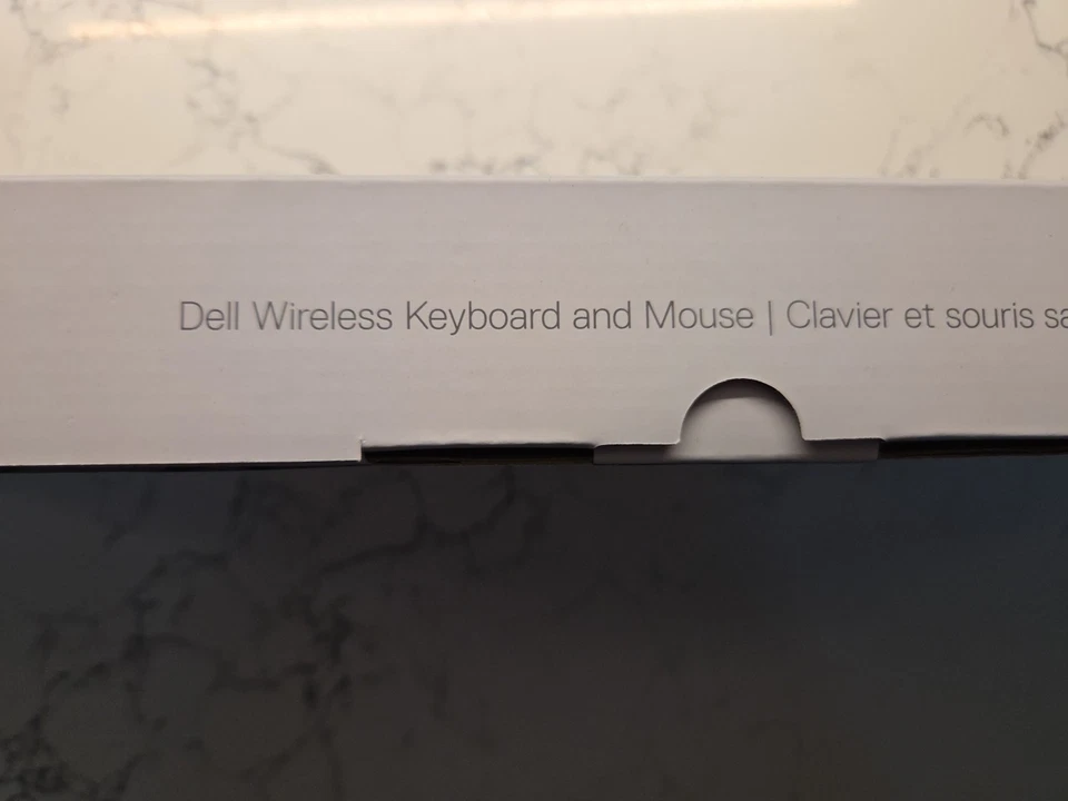 Dell KM3322W Wireless Keyboard and Mouse 2.4GHz USB Wireless Receiver Mouse -New - Image 3 of 4