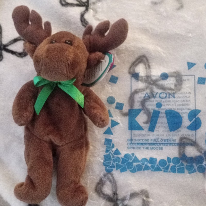 Avon Birthstone Full O' Beans Spruce the Moose Beanbag Plush Vintage 1998