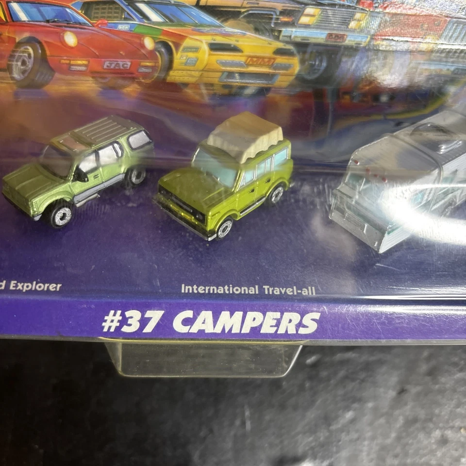 Micro Machines - #37 Campers Trailer Ford Explorer Hiker International Travel - Image 3 of 4