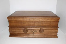 LARGE PACIFIC SILVERCLOTH OAK WOOD FLATWARE CHEST W/DRAWER