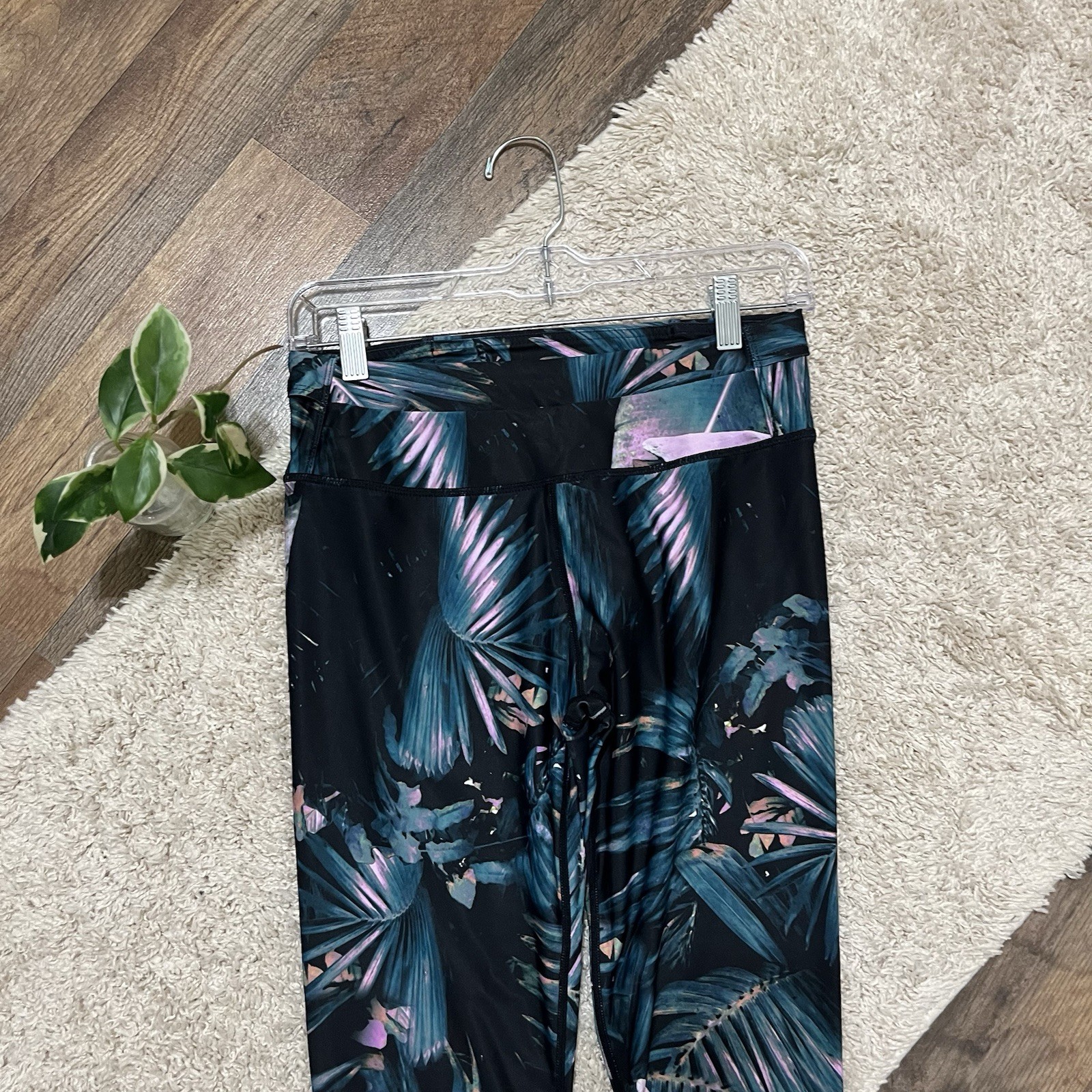 Fabletics Small Tropical Leaf Print High Waisted … - image 2
