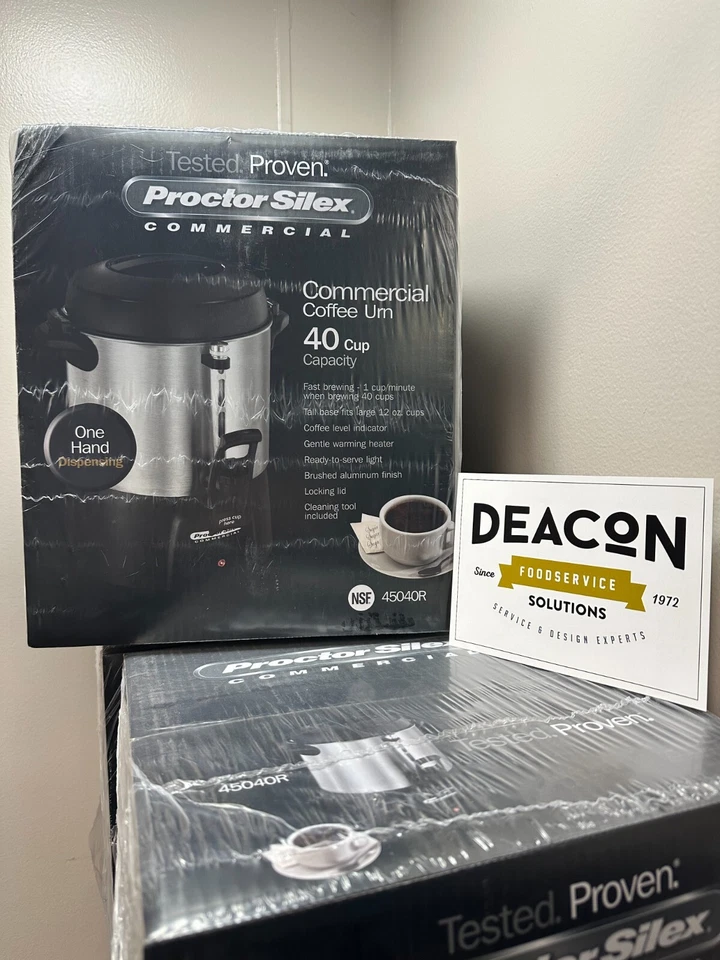 Urna de café Hamilton Beach - 45040R - 40 tazas Foto 2 de 2