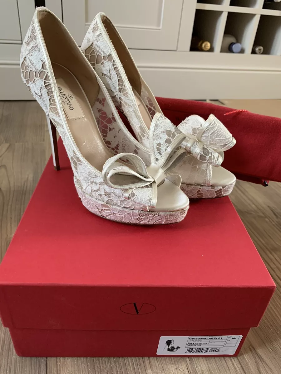 Valentino wedding heels 2025