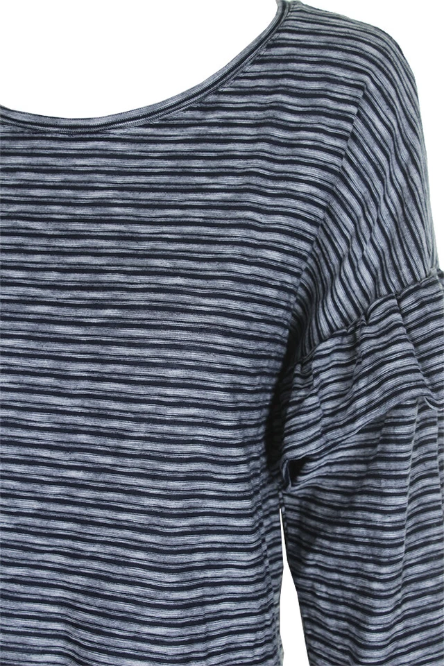 Two by Vince Camuto Navy Long-Sleeve Ruffled T-Shirt M - Image 3 of 3