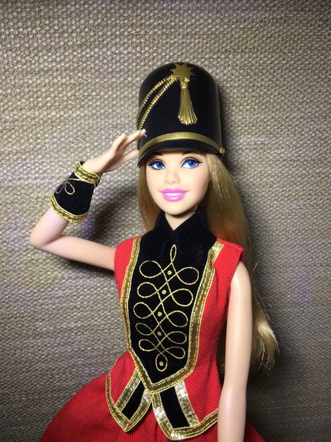fao schwarz barbie doll