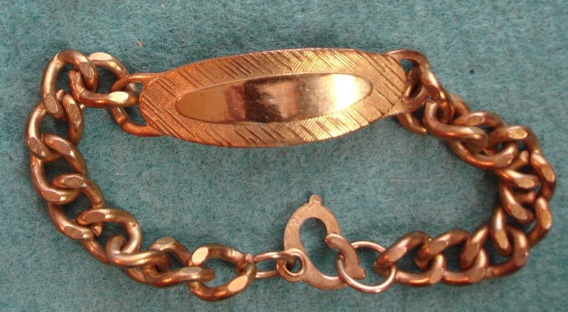 1960's HONG KONG ID Bracelet Anodized Gold Steel 7 1/2" L 25 Gr Lg Links Lobster
