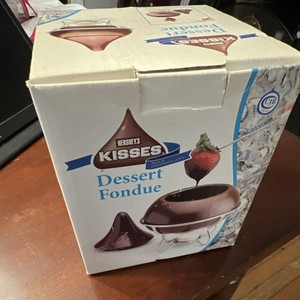 Hershey's Kisses Chocolate Fondue Set Pot Stand Forks