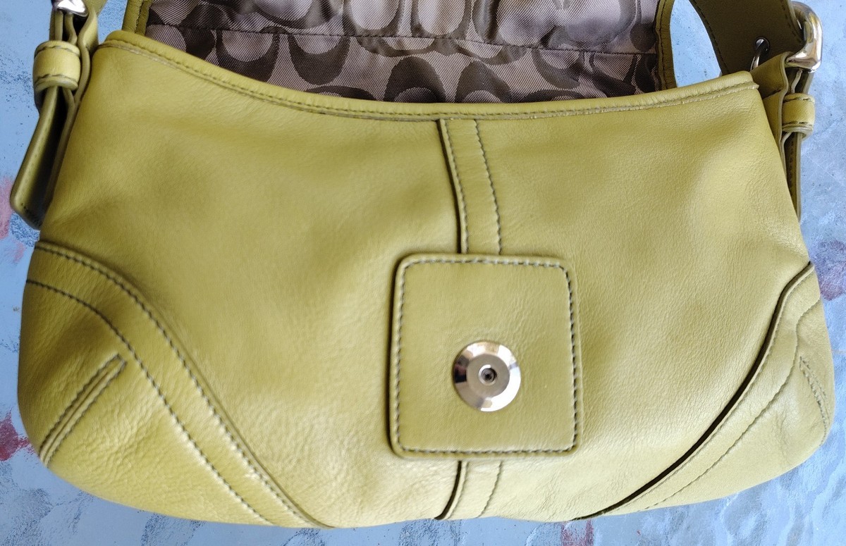 Coach Vintage SMALL 9247 Lime Green Soho Y2K Leather Shoulder Bag