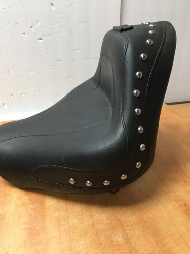 Mustang Motorcycle Seats fits Harley Davidson Softail Deuce 00-07 - Picture 4 of 12