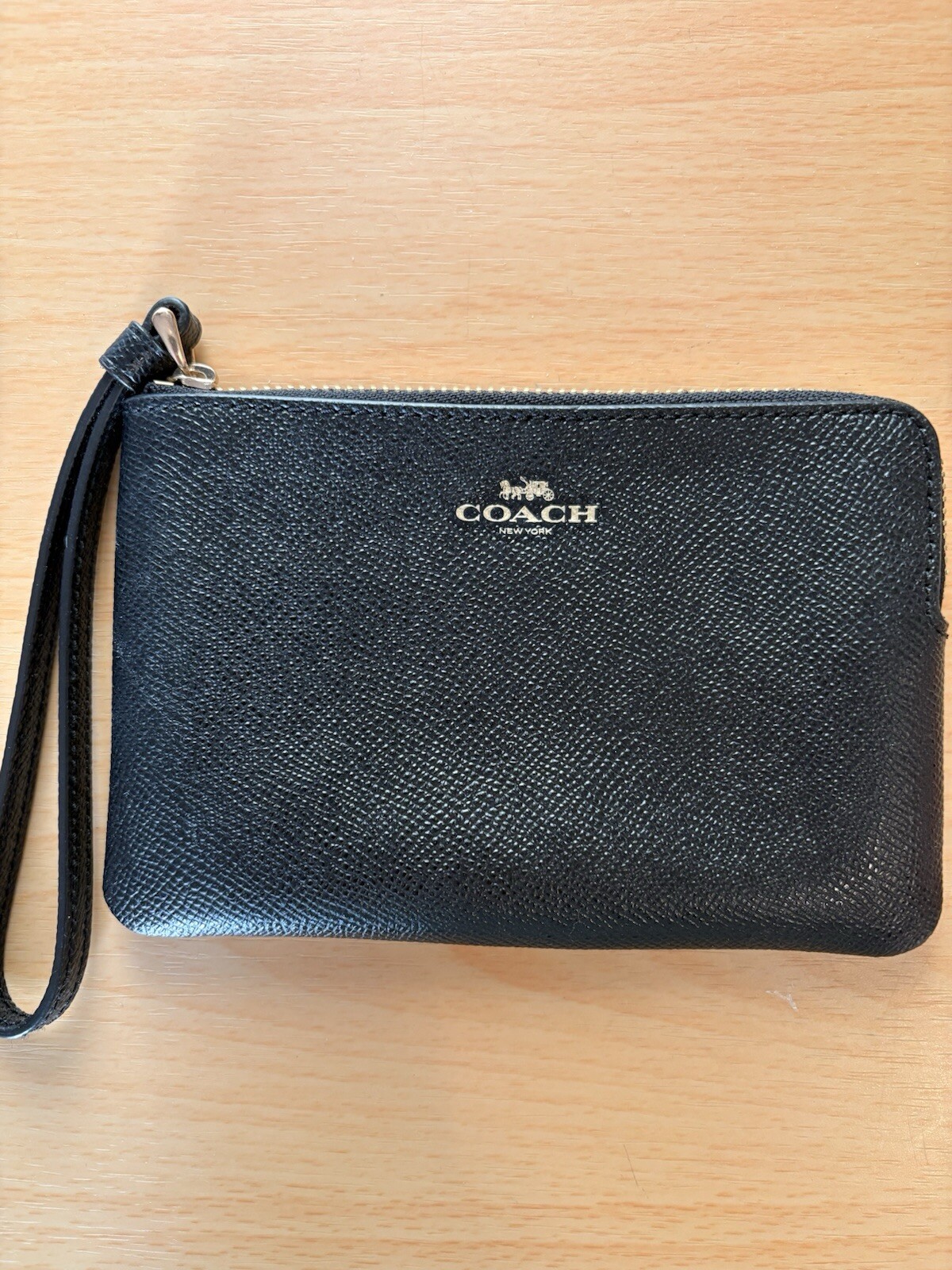 COACH Crossgrain Leather Corner Zip Wristlet, Black