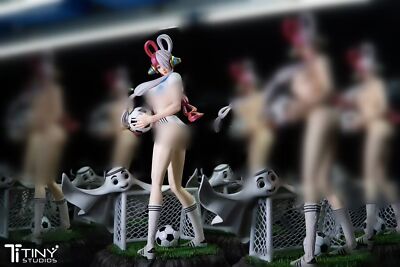One Piece Uta Reisn Tiny Studio Football Girl Figurine 50cm in stock