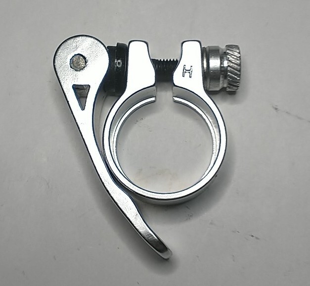 Morsetto Rapido Per Sella Bici 1 1/8 Pollici - Acciaio Robusto Per Mountain Bike E BMX, Rosso
