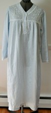 Miss Elaine Pastel Lt. Blue Knit Nightgown Size Medium M Med. Cottagecore