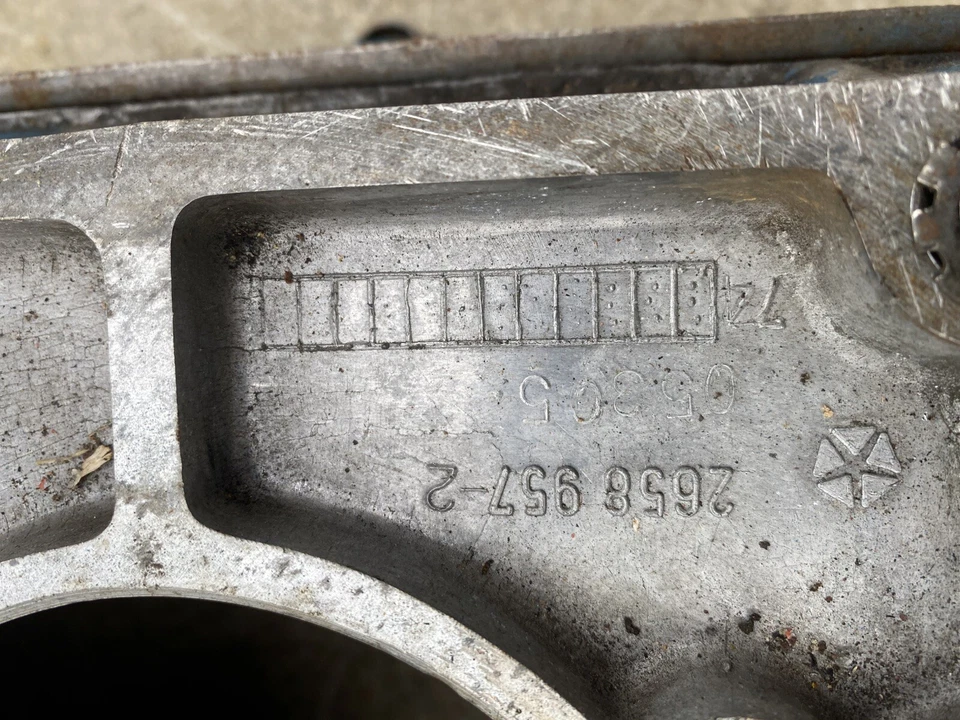 Cuerpo MOPAR A+E/6 CARCASA CAMPANA 74 Duster Dart Challenger2658957 ¡Envío GRATIS!!!!! Foto 3 de 4