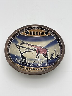 #ad Stunning African Giraffe Carved Stone Trinket Bowl 6quot; Diameter EUC $16.00