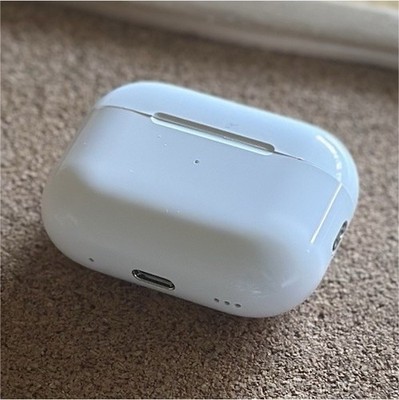 Apple AirPods Pro True Wireless Bluetooth Earbuds White w/ Charging Case