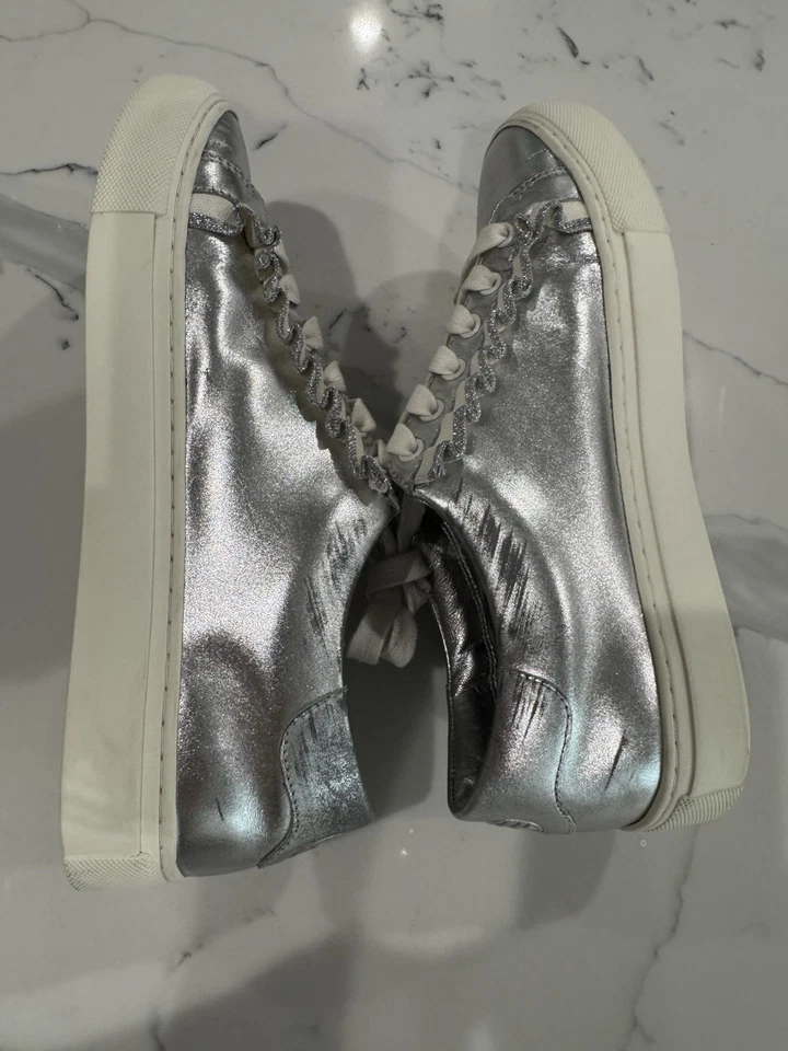 Zapatos deportivos Tory Burch plateados con volantes para mujer talla 7 Foto 3 de 4