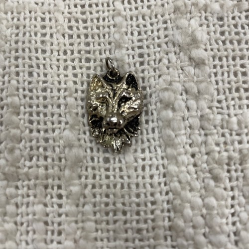 Viking Kristall Silver Toned Detailed Wolf Pendant
