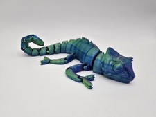Chameleon Flexi 3D Printed Realistic Animal Flexible Articulate Desk Toy Pet