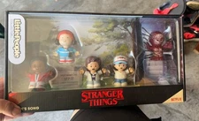 Fisher-Price Little People Collector: Stranger Things Max's Song Collector Set
